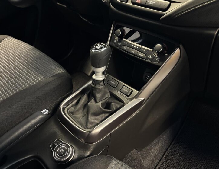 Suzuki S-Cross SUV 1,4 l 81 kw