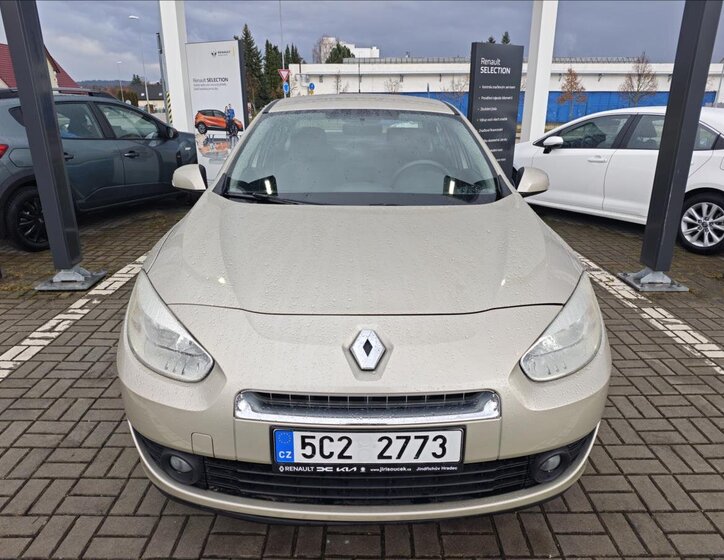 Renault Fluence Sedan / Limuzína 1,5 l 66 kw