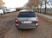 Škoda Superb 8