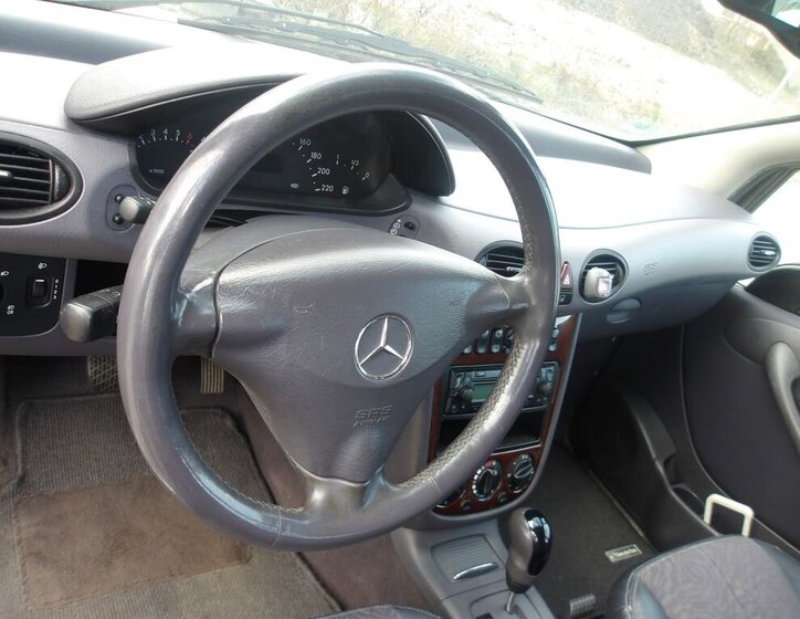 Mercedes-Benz Třídy A Hatchback 1,6 l 75 kw