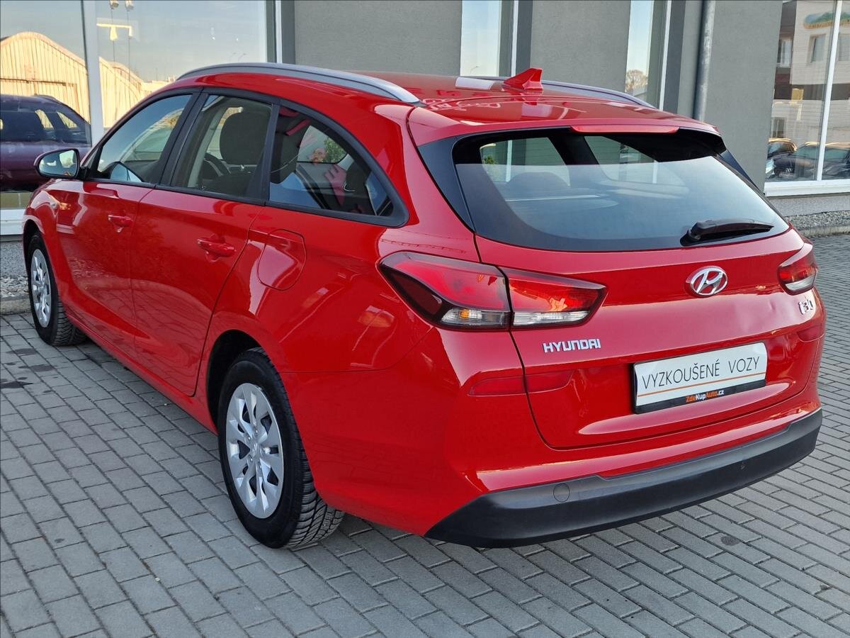 Hyundai i30 Kombi 998,0 88 kw