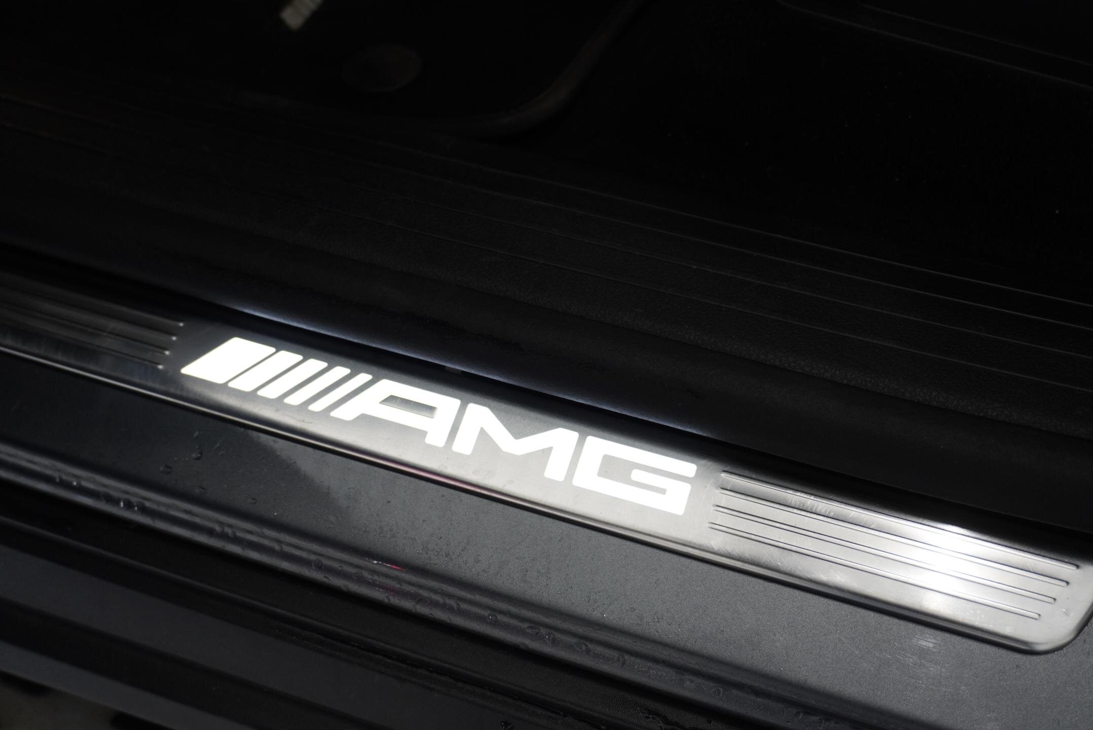 Mercedes-Benz GLS SUV / Terénní 4,0 l 450 kw