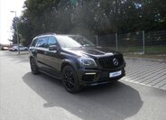 Mercedes-Benz GL SUV 4,7 l 320 kw
