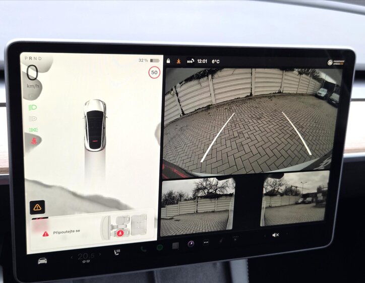 Tesla Model Y SUV / Terénní 0,0 393 kw