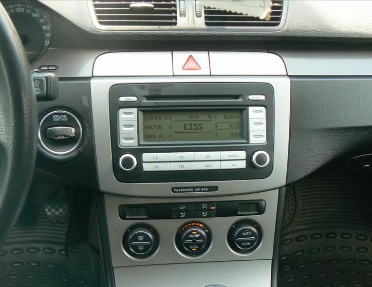 Volkswagen Passat 11