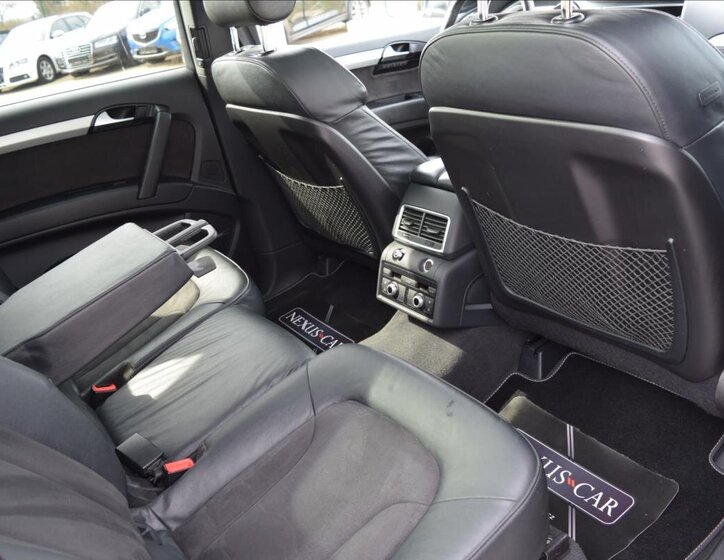 Audi Q7 SUV / Terénní 3,0 l 180 kw