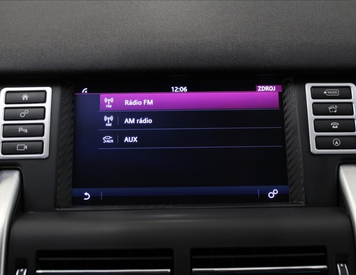 Land Rover Discovery Sport 12