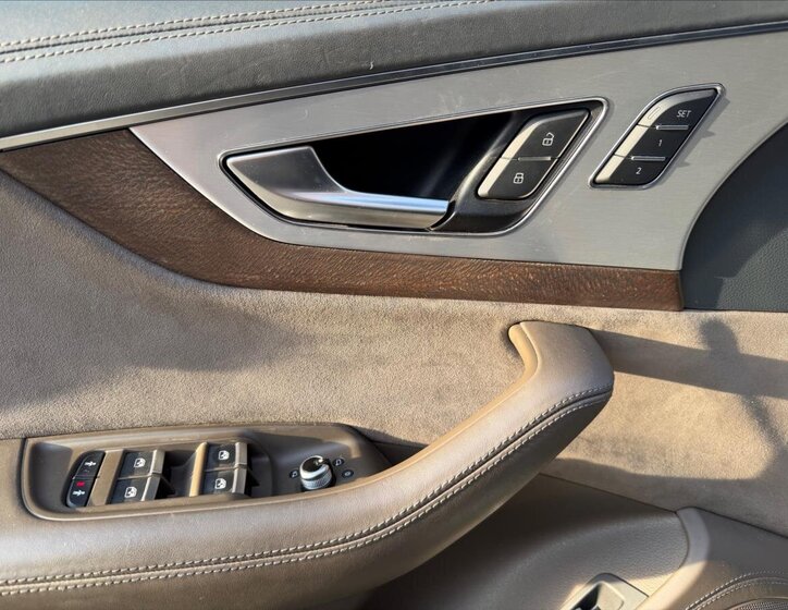 Audi Q7 SUV / Terénní 3,0 l 200 kw