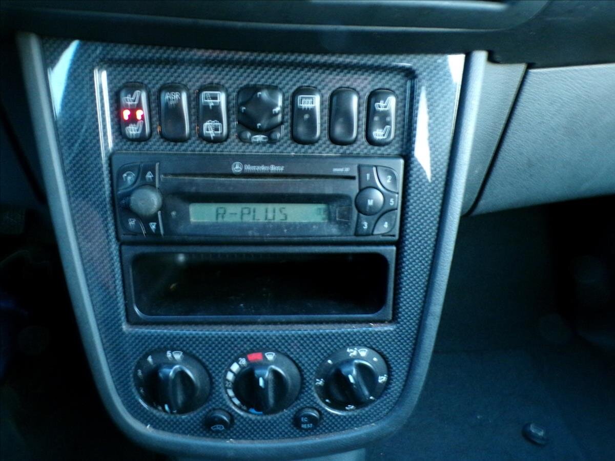 Mercedes-Benz Vaneo Kombi 1,6 l 75 kw