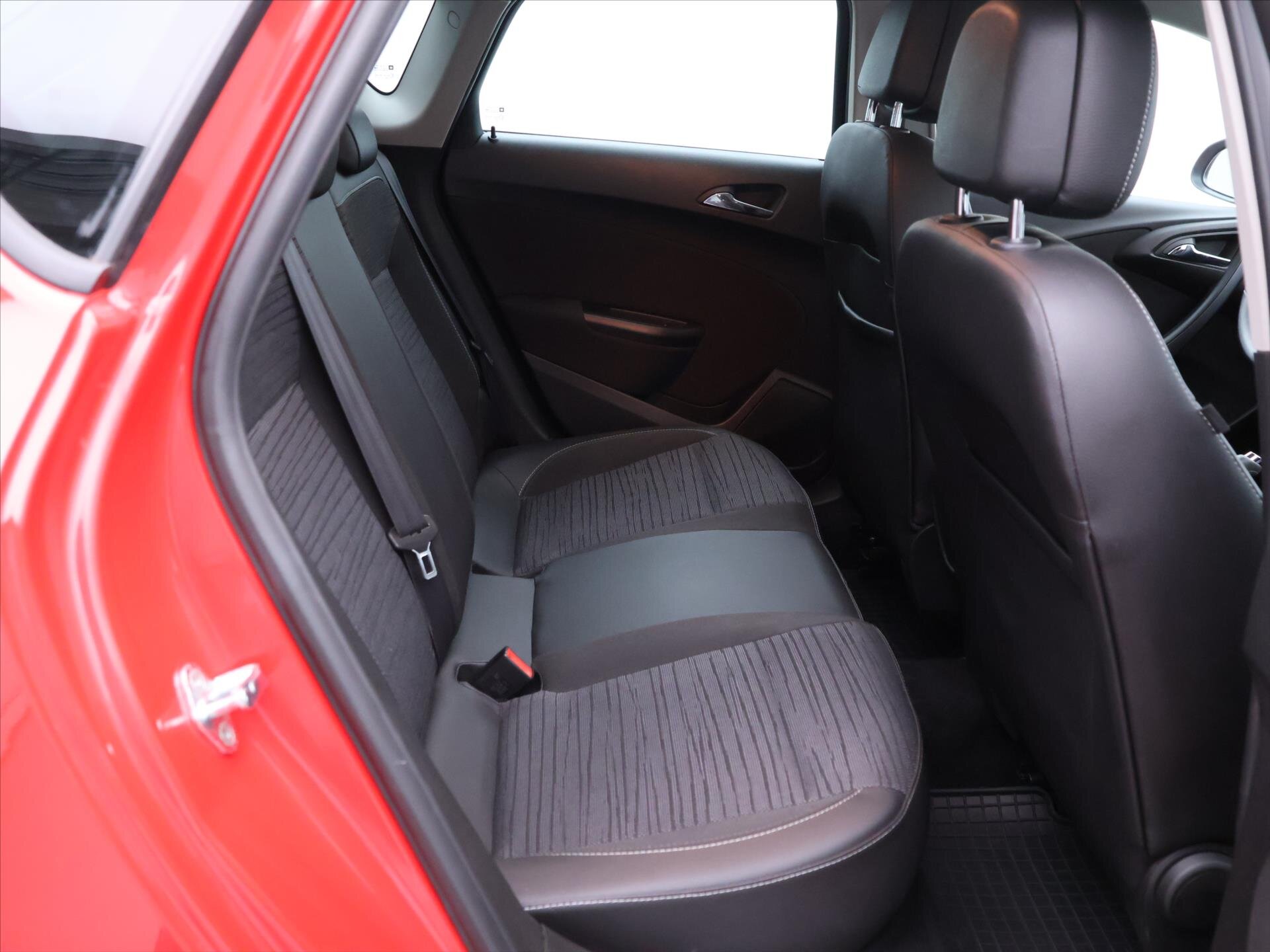 Opel Astra Hatchback 1,4 l 88 kw