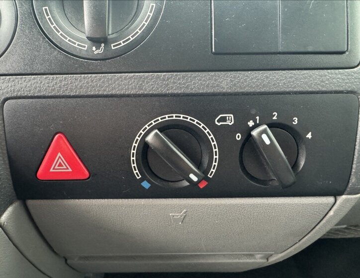 Volkswagen Transporter Kombi 1,9 l 90 kw