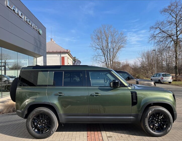 Land Rover Defender SUV 3,0 l 147 kw