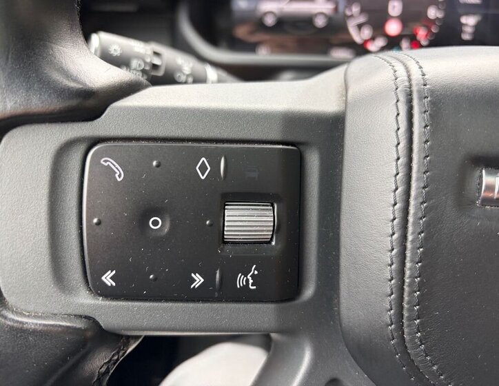 Land Rover Defender SUV / Terénní 3,0 l 294 kw