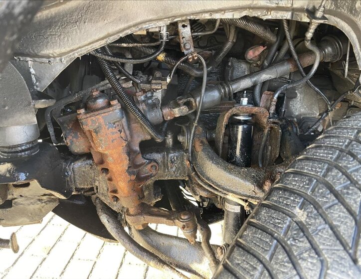 Mitsubishi Pajero 27