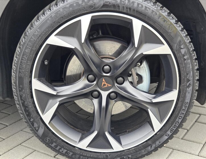 Cupra Formentor SUV / Terénní 2,0 l 140 kw