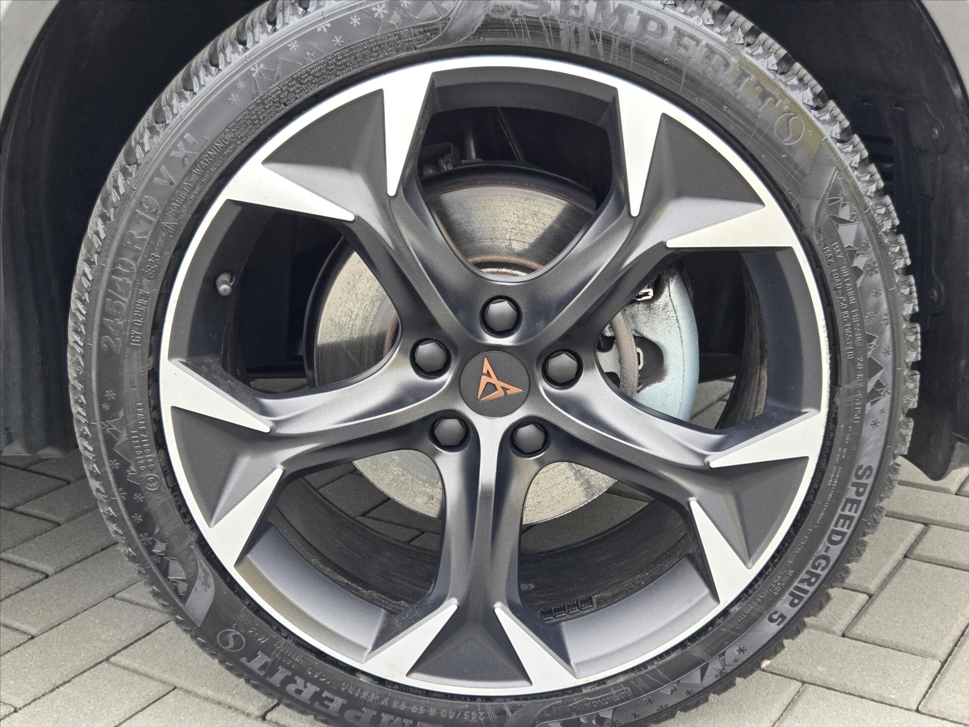 Cupra Formentor SUV / Terénní 2,0 l 140 kw