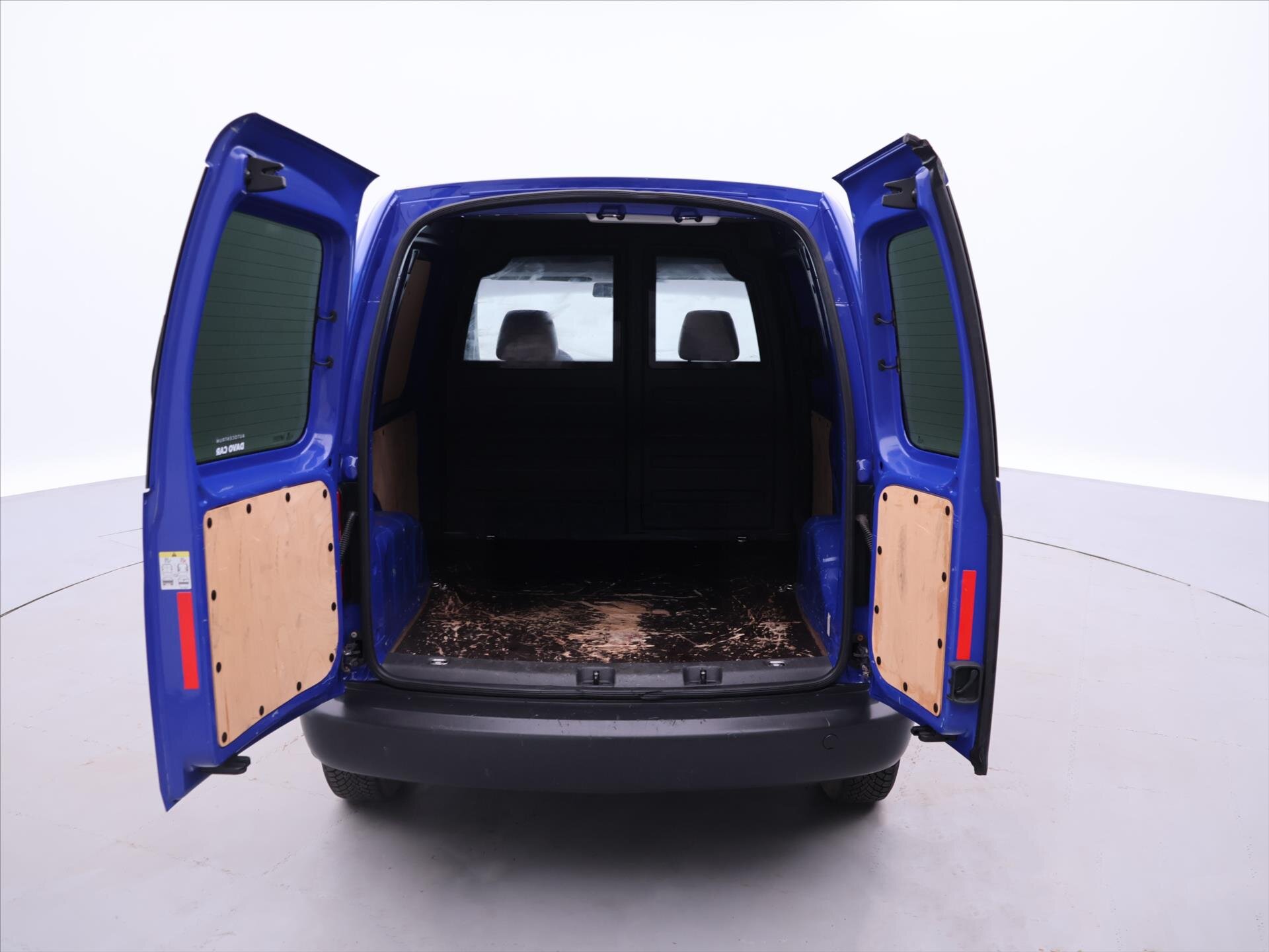 Volkswagen Caddy Skříň 2,0 l 81 kw