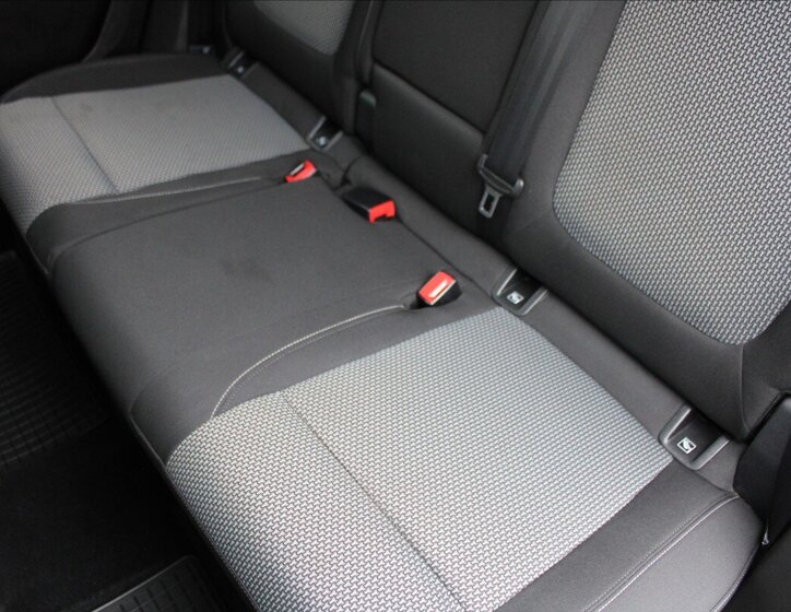 Opel Grandland X SUV / Terénní 1,2 l 96 kw