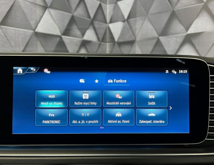 Mercedes-Benz GLS 18