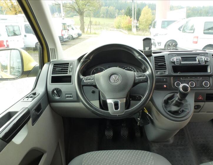 Volkswagen Caravelle 30
