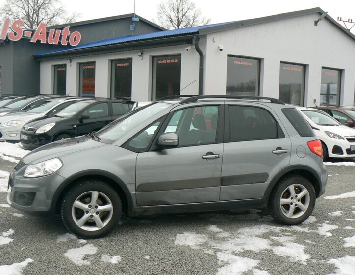 Suzuki SX4 SUV / Terénní 1,6 l 88 kw