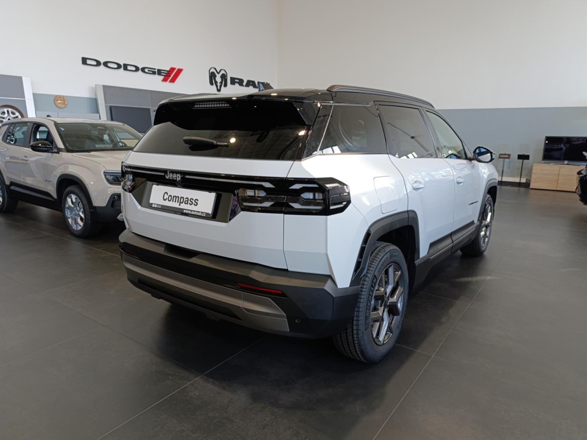 Jeep Compass SUV / Terénní 1,2 l 107 kw