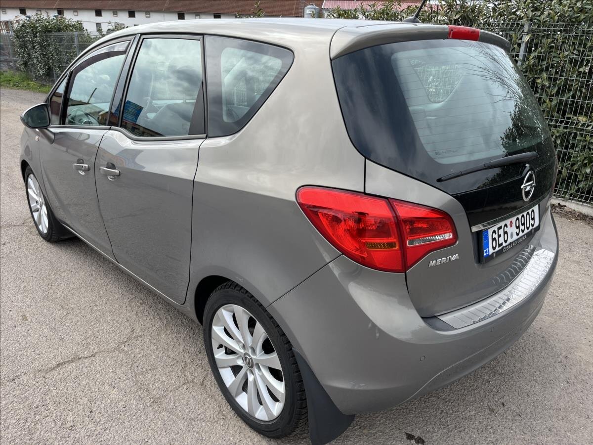 Opel Meriva MPV 1,4 l 88 kw