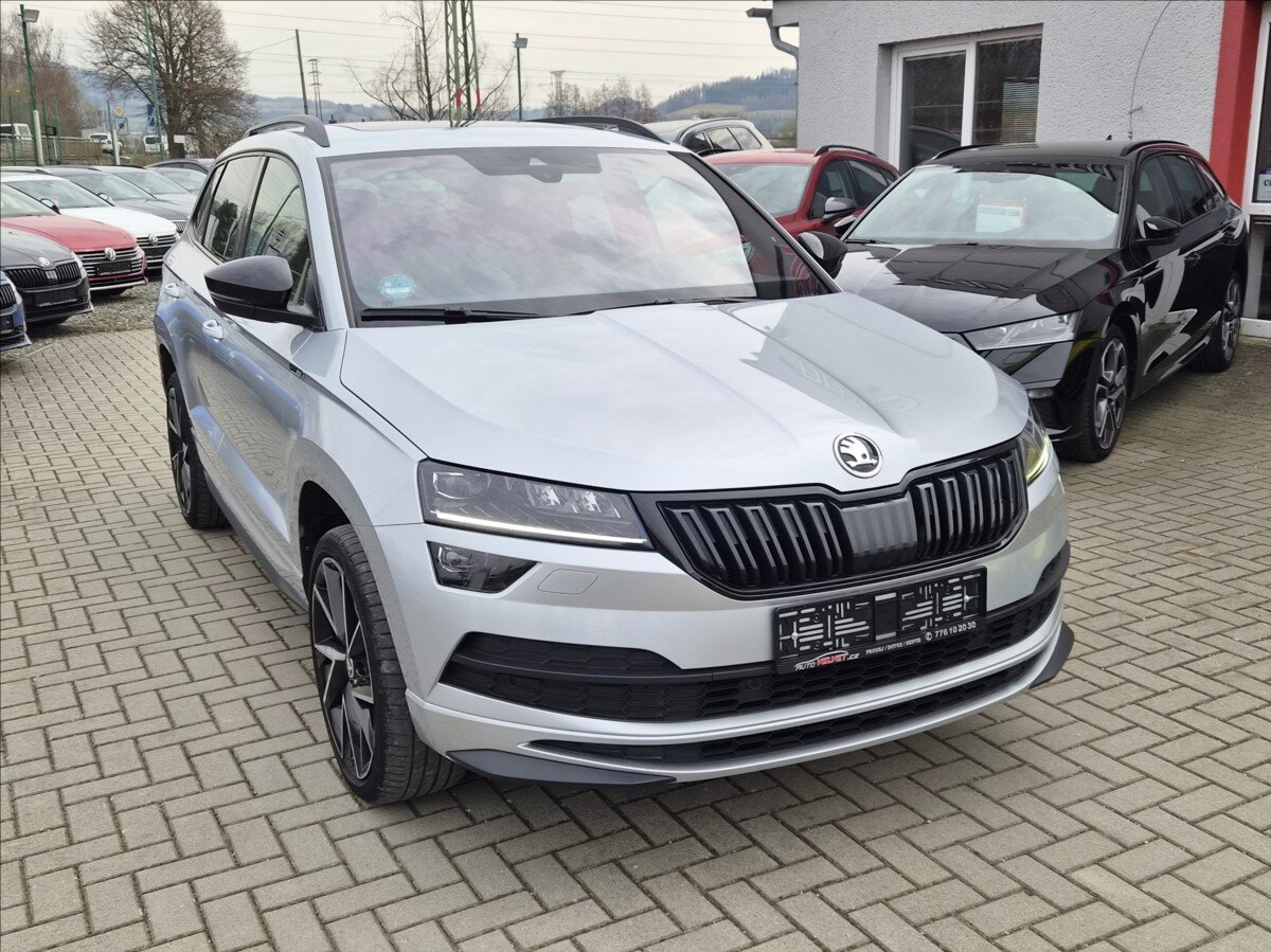 Škoda Karoq SUV / Terénní 1,5 l 110 kw