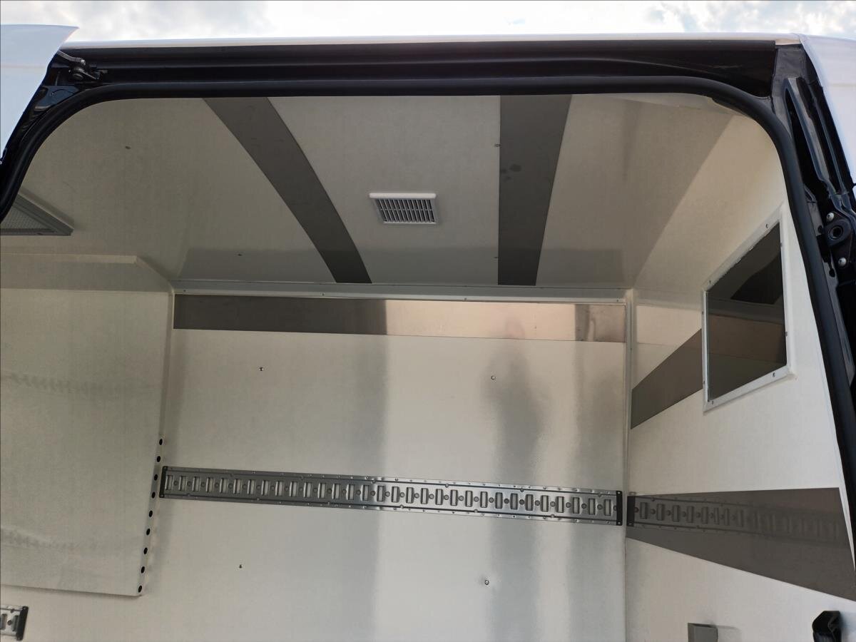 Mercedes-Benz Sprinter Ostatní 3,0 l 140 kw