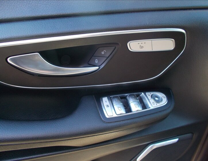 Mercedes-Benz Třídy V MPV 2,1 l 140 kw