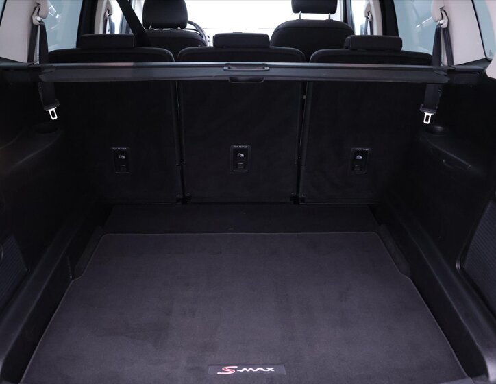 Ford S-MAX MPV 2,0 l 132 kw