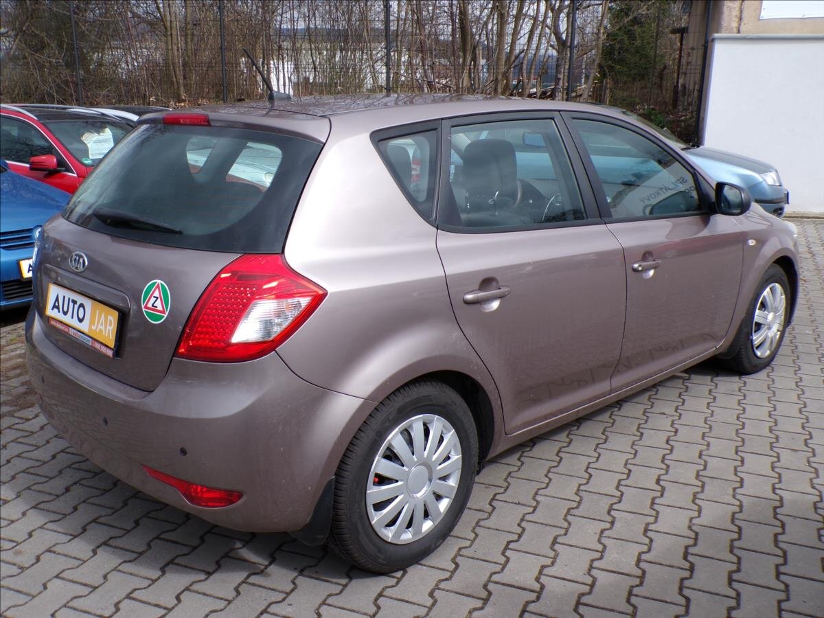 KIA Ceed Kombi 1,4 l 66 kw