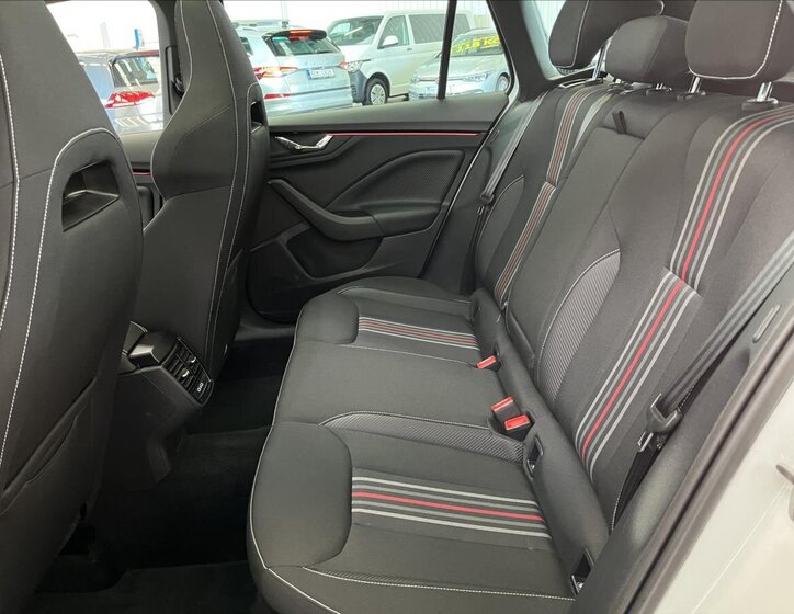 Škoda Kamiq SUV / Terénní 1,5 l 110 kw