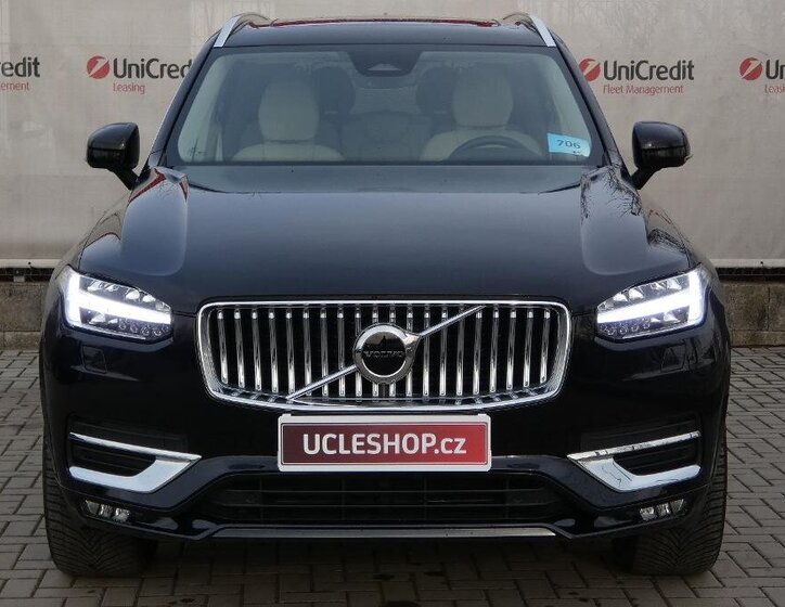 Volvo XC90 SUV / Terénní 2,0 l 173 kw