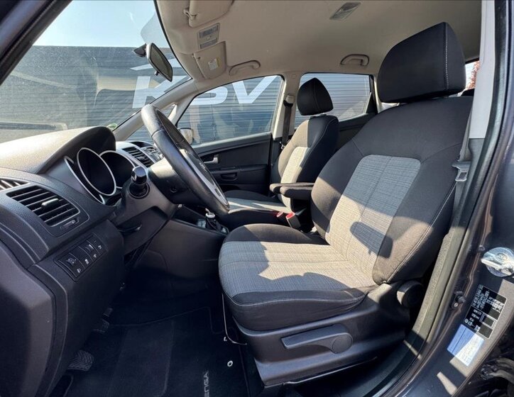 KIA Venga MPV 1,6 l 91 kw