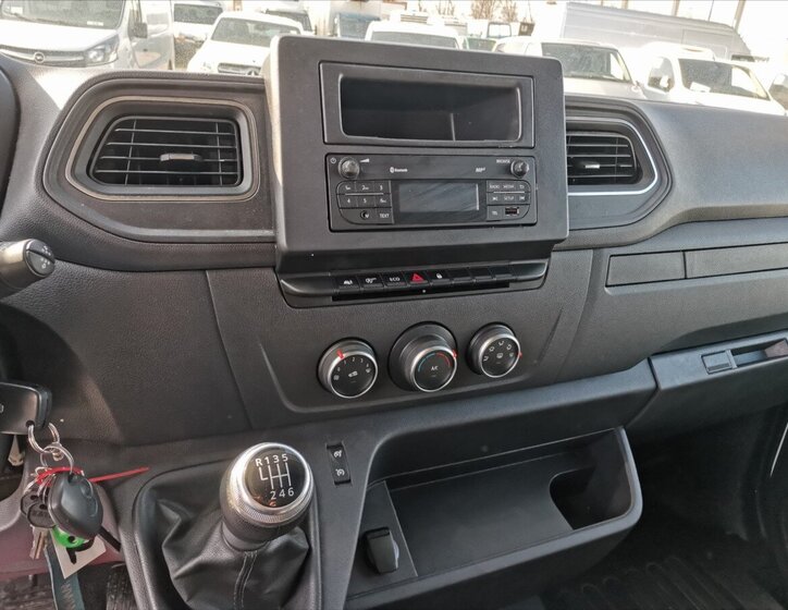 Renault Master Valník 2,3 l 120 kw