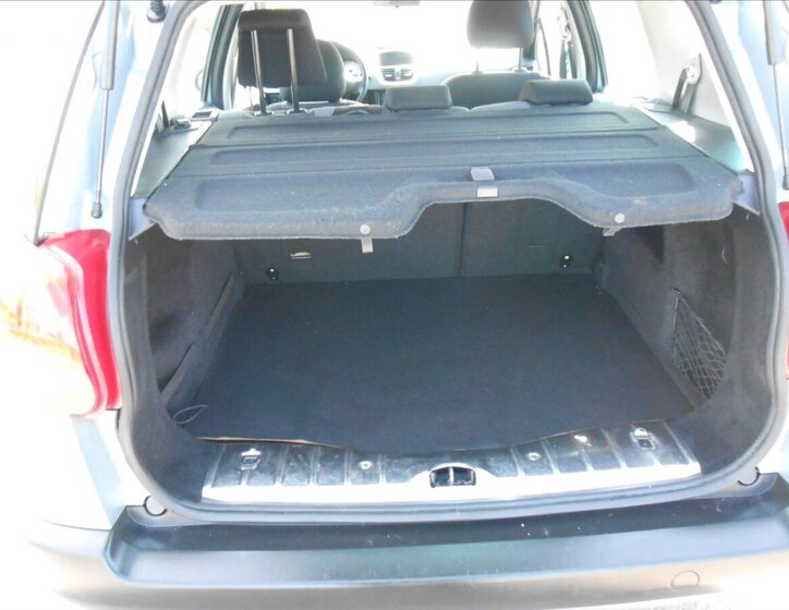 Peugeot 207 Kombi 1,4 l 54 kw