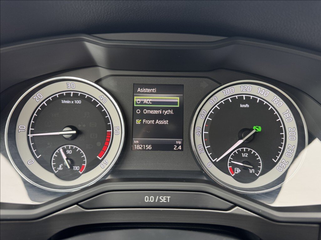 Škoda Superb Sedan 2,0 l 110 kw