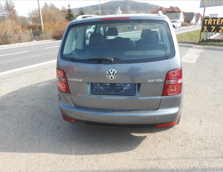Volkswagen Touran Kombi 2,0 l 103 kw