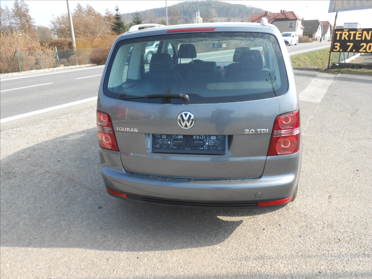 Volkswagen Touran Kombi 2,0 l 103 kw