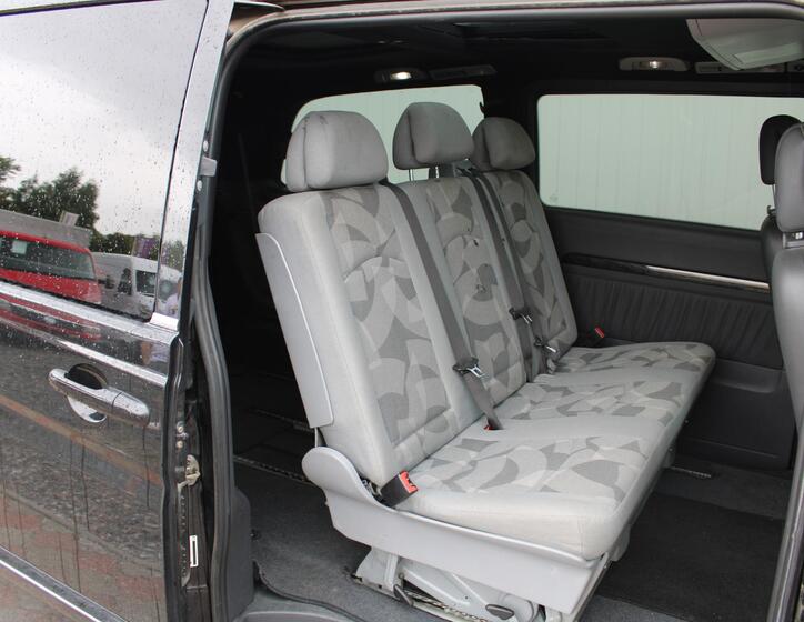 Mercedes-Benz Viano 9