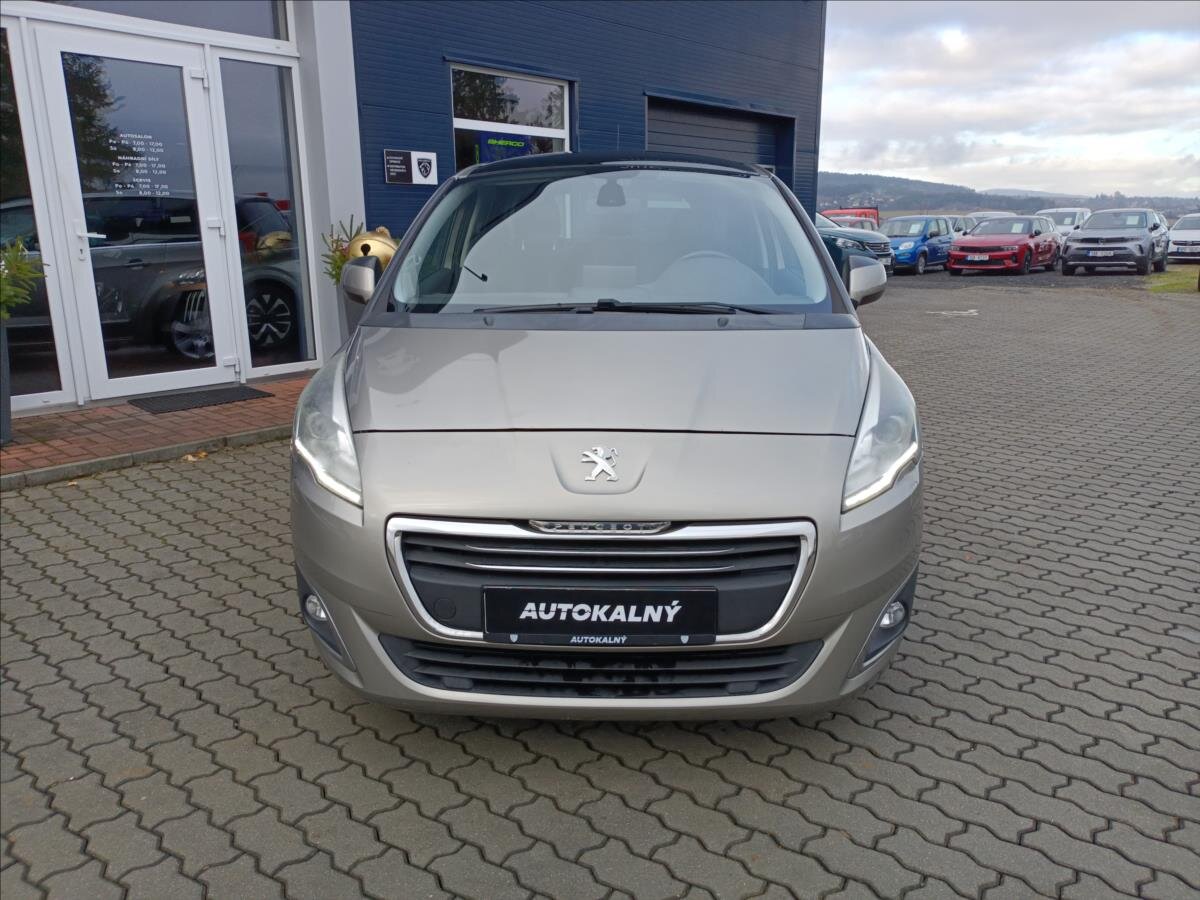 Peugeot 5008 SUV 1,6 l 88 kw