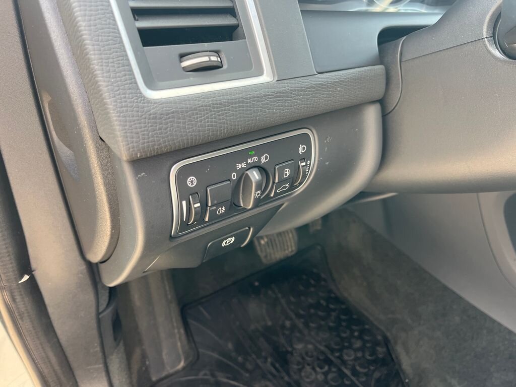 Volvo XC60 SUV / Terénní 2,4 l 140 kw