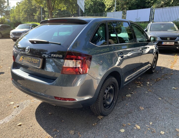 Škoda Rapid 5