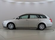 Toyota Avensis Kombi 2,0 l 108 kw