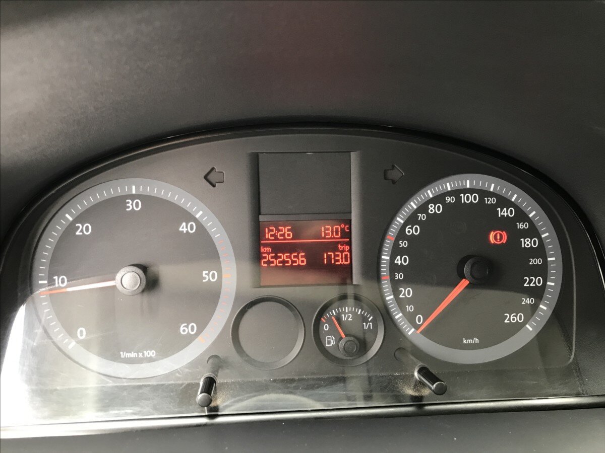 Volkswagen Caddy Pick-up 51,0 51 kw