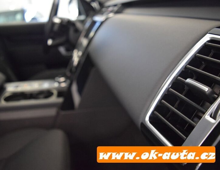 Land Rover Discovery SUV 2,0 l 177 kw