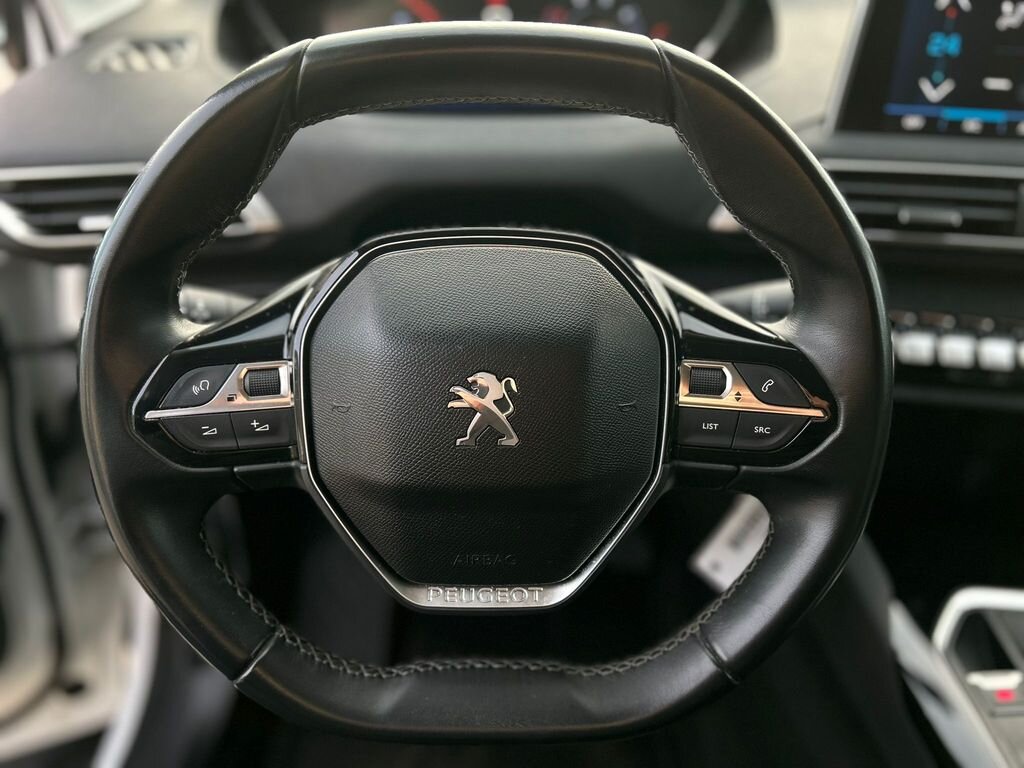 Peugeot 3008 SUV / Terénní 1,5 l 96 kw