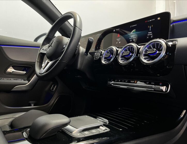 Mercedes-Benz CLA 16