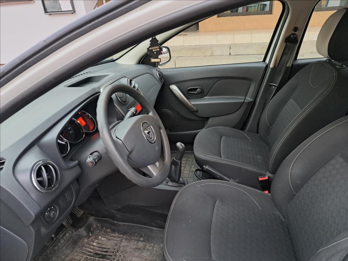 Dacia Sandero Hatchback 1,1 l 54 kw